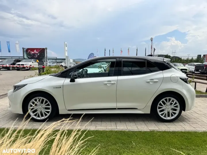 Toyota Corolla XII 1.8 Hybrid Team Deutschland