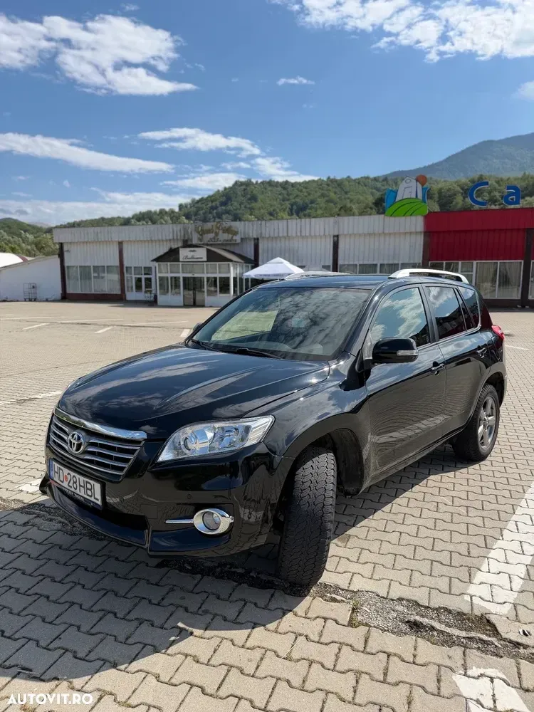 Toyota RAV4 III 2.2 D-4D Executive — imagine 2