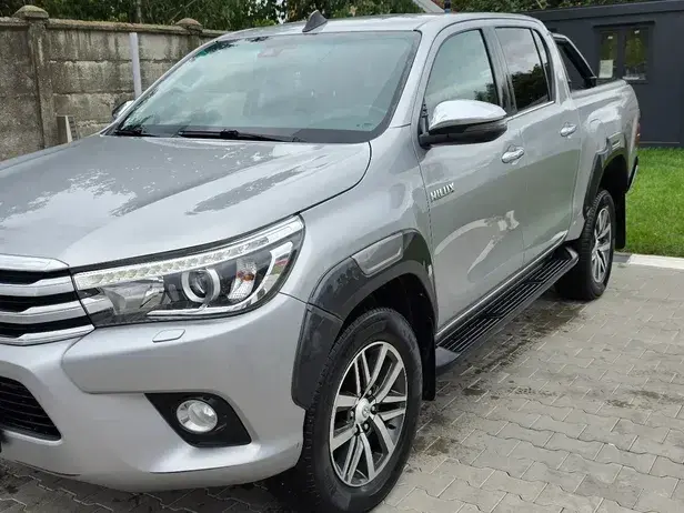 Toyota Hilux VIII 2.4D 150CP 4x4 Double Cab AT Executive