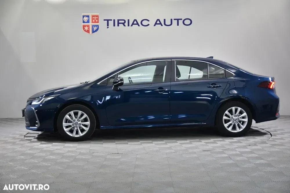 Toyota Corolla — imagine 2