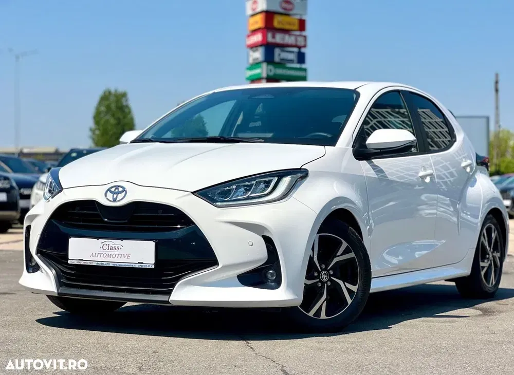 Toyota Yaris 1.5 VVT-i HSD Dynamic — imagine 2