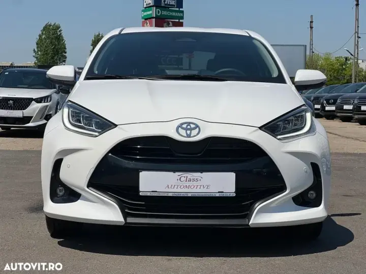 Toyota Yaris 1.5 VVT-i HSD Dynamic