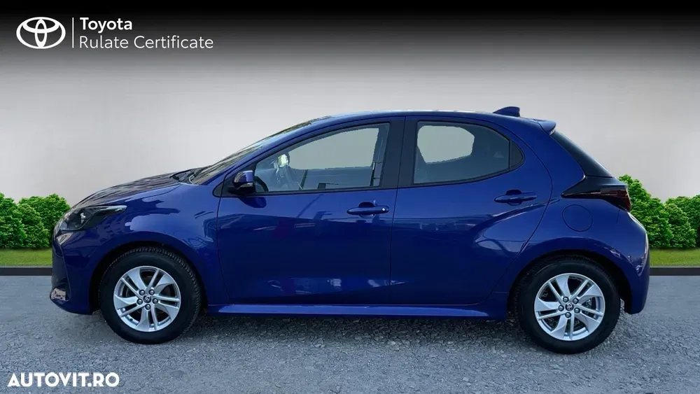 Toyota Yaris 1.5 L Dynamic — imagine 5
