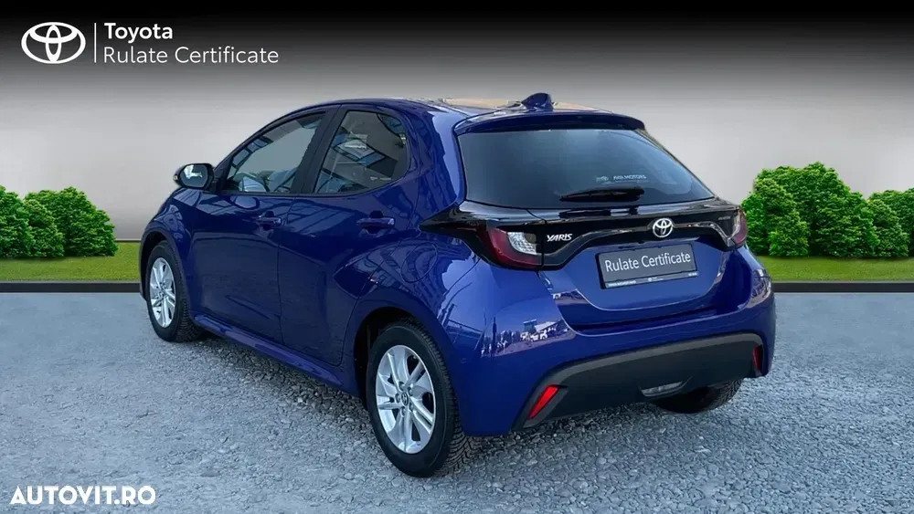 Toyota Yaris 1.5 L Dynamic — imagine 4