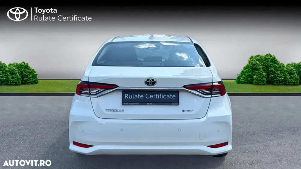 Toyota Corolla XII 1.8 HSD Business — imagine 3