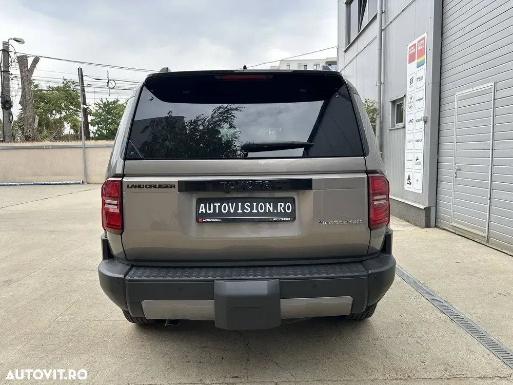 Toyota Land Cruiser 250 — imagine 6