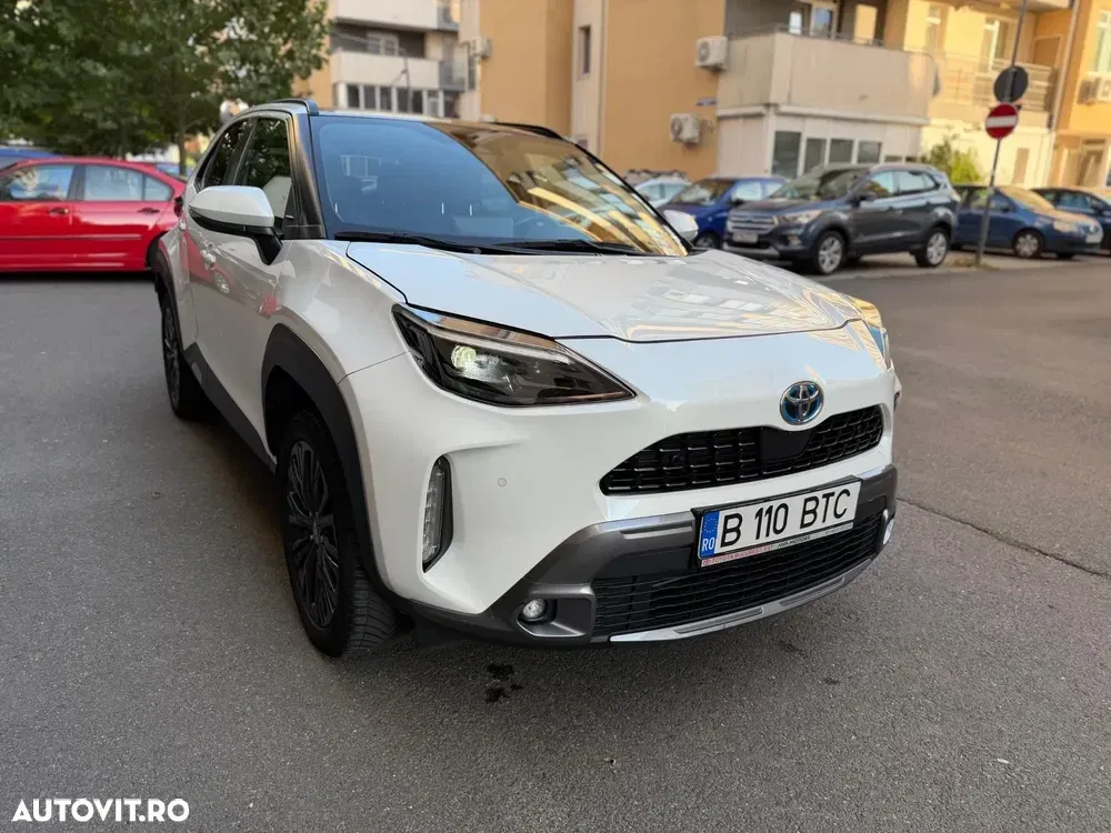Toyota Yaris Cross 1.5 VVT-i HSD 4x4 Exclusive Adventure — imagine 3