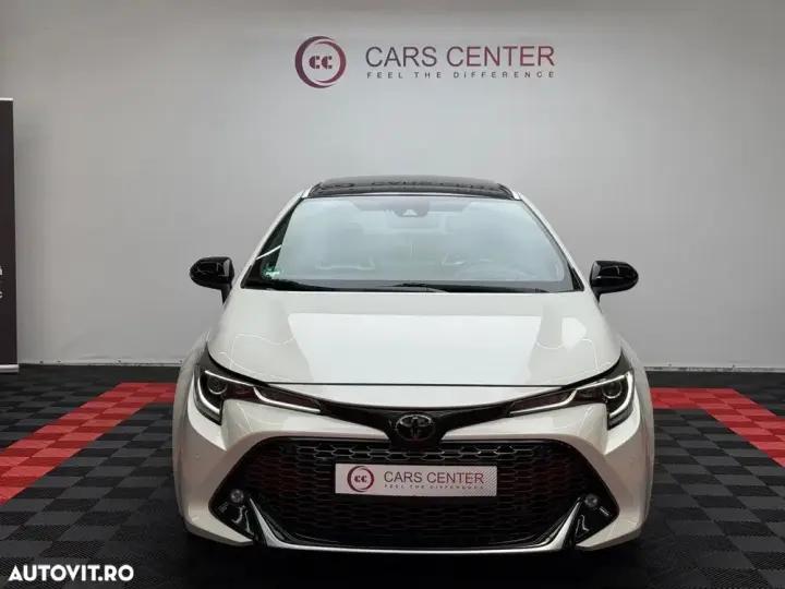 Toyota Corolla 2.0 HSD Exclusive Plus GR Sport Bi-Tone