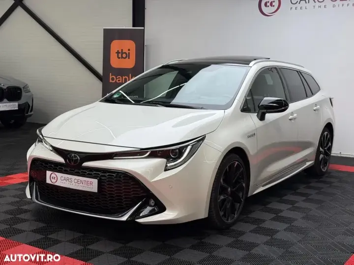Toyota Corolla 2.0 HSD Exclusive Plus GR Sport Bi-Tone