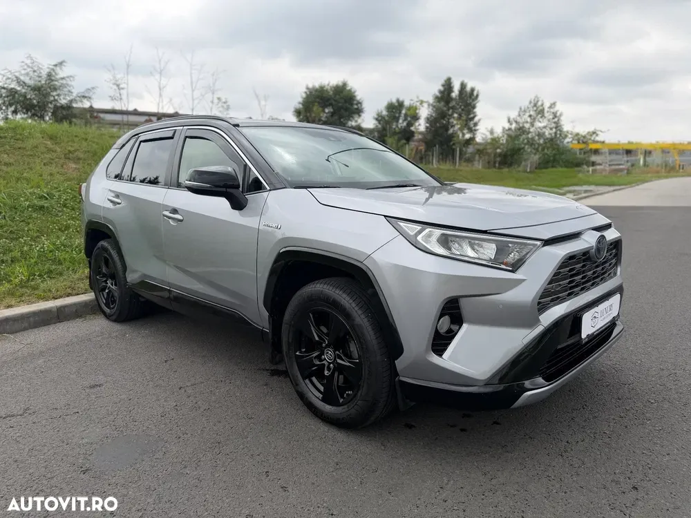 Toyota RAV4 V — imagine 2