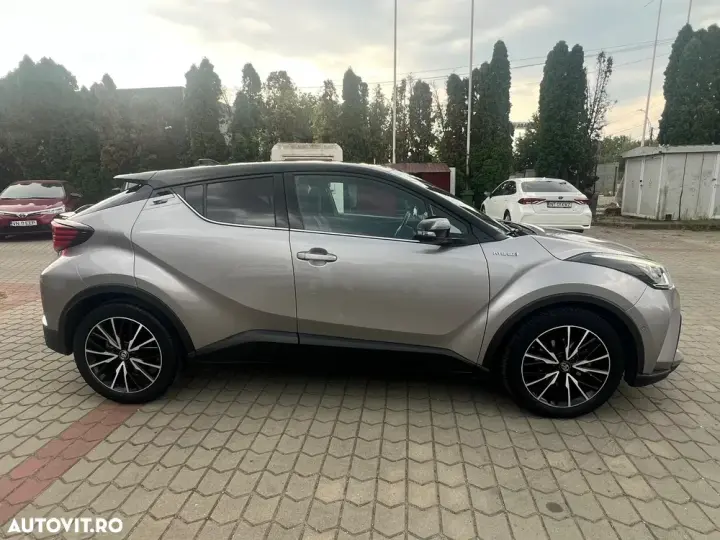 Toyota C-HR 2.0 HSD 184 CP 4x2 CVT C-ult Style bi-tone