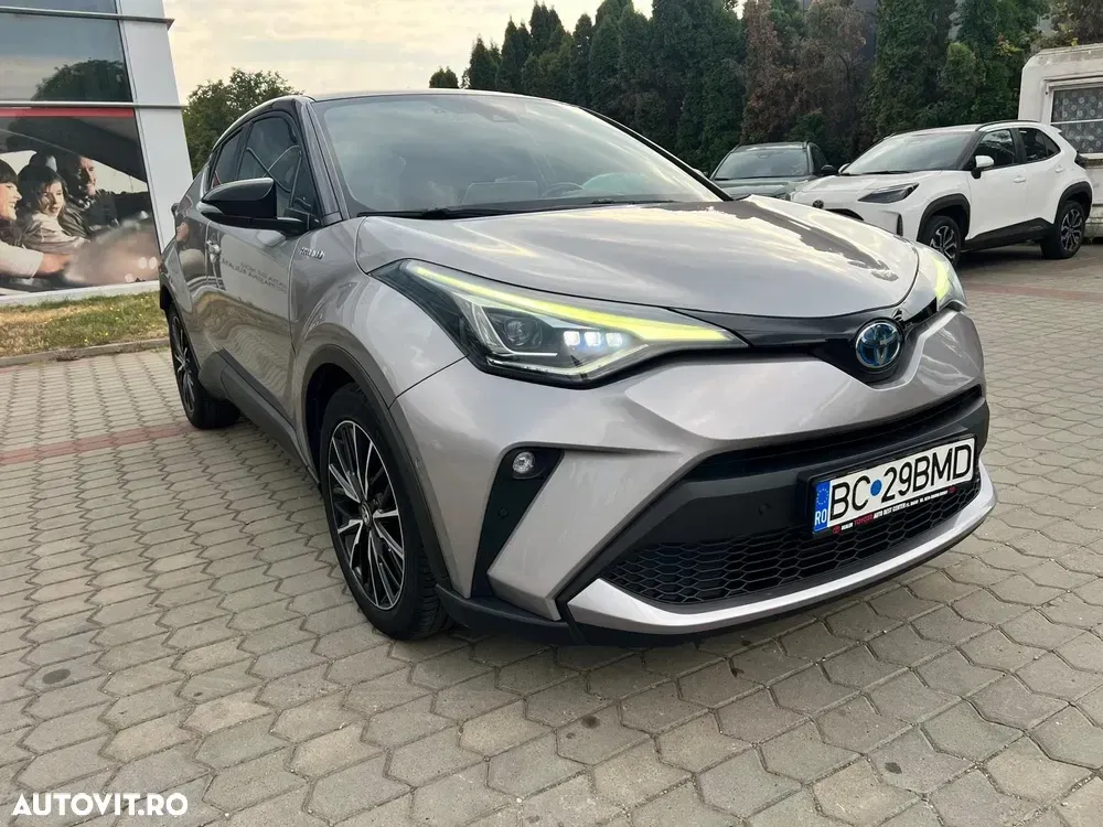 Toyota C-HR 2.0 HSD 184 CP 4x2 CVT C-ult Style bi-tone — imagine 4
