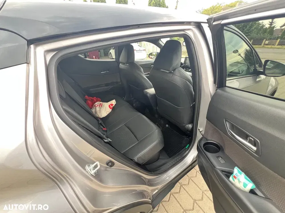 Toyota C-HR 2.0 HSD 184 CP 4x2 CVT C-ult Style bi-tone — imagine 2