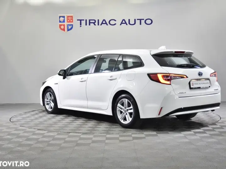 Toyota Corolla 1.8 HSD Business