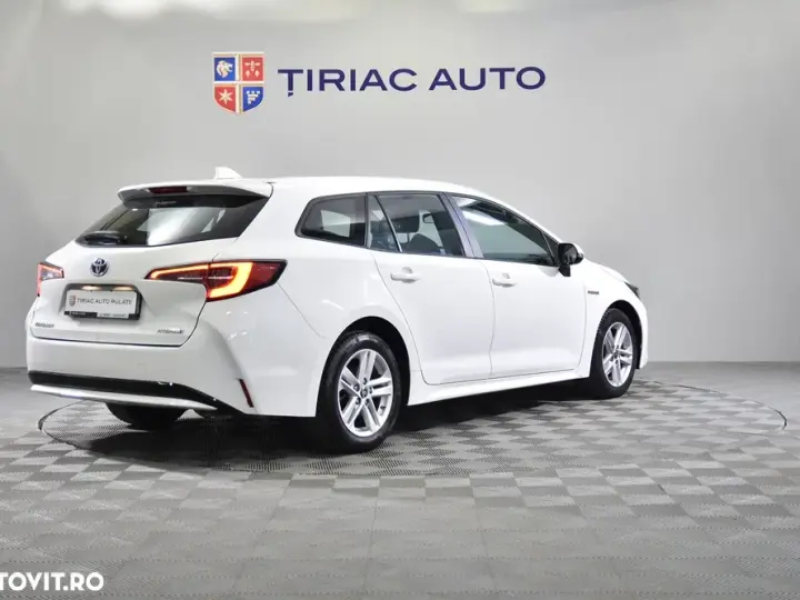 Toyota Corolla 1.8 HSD Business