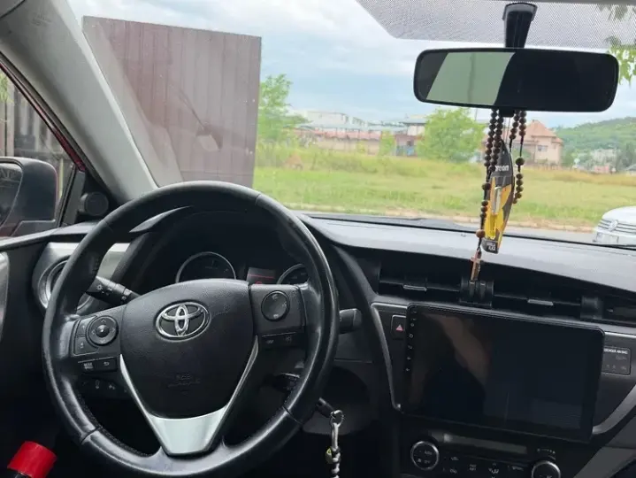 Toyota Auris II