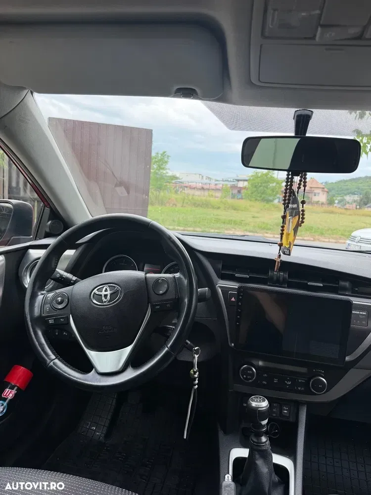 Toyota Auris II — imagine 5