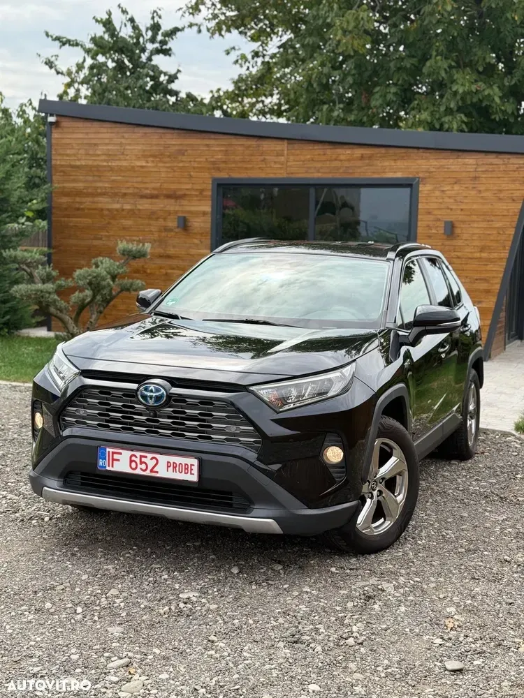 Toyota RAV4 V — imagine 2