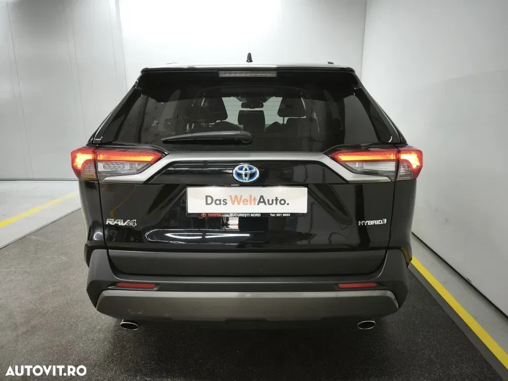 Toyota RAV4 2.5 VVT-iE 4x4 Dynamic — imagine 5
