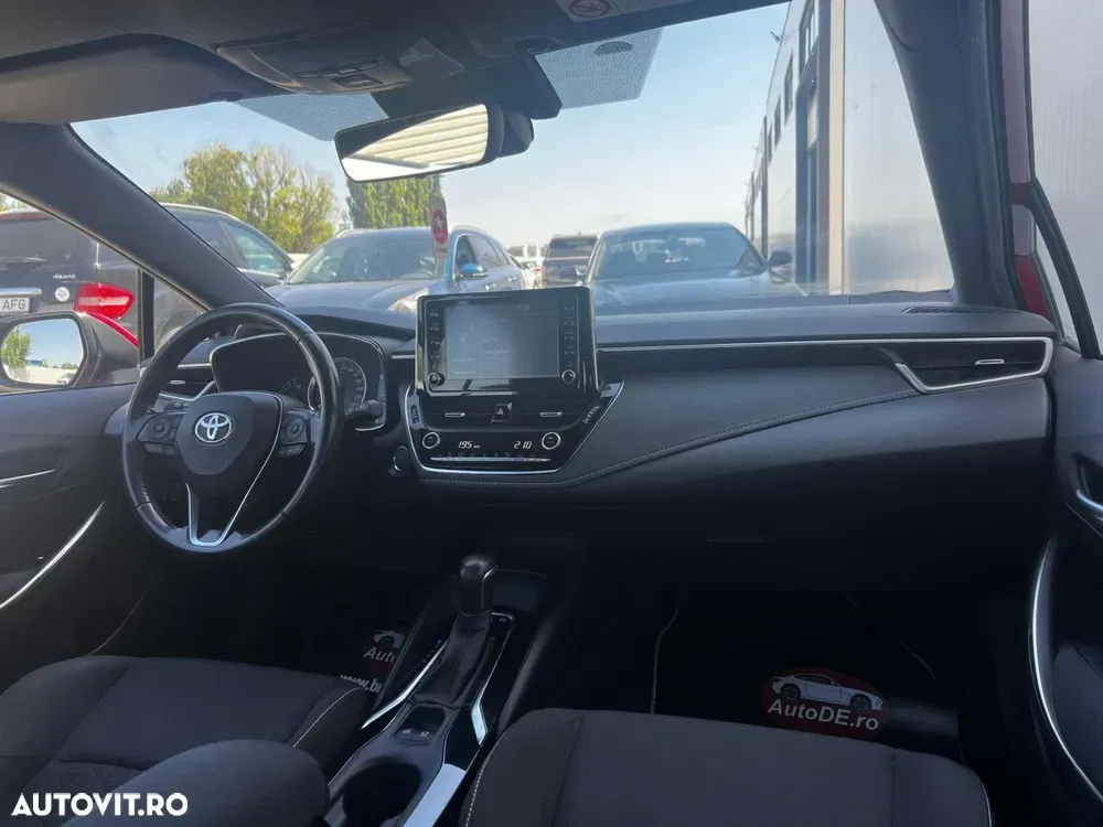 Toyota Corolla 1.8 HSD Business — imagine 6