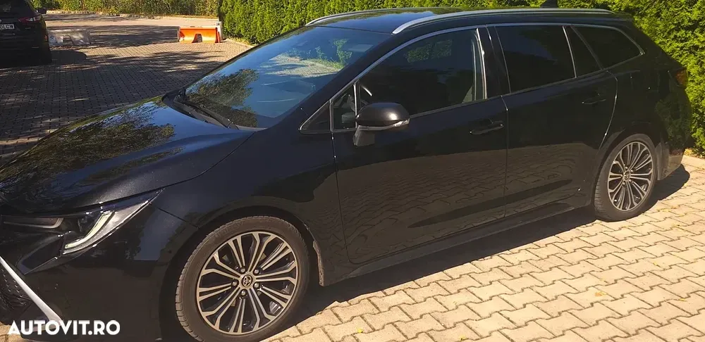 Toyota Corolla XII 1.8 HEV Dynamic — imagine 4
