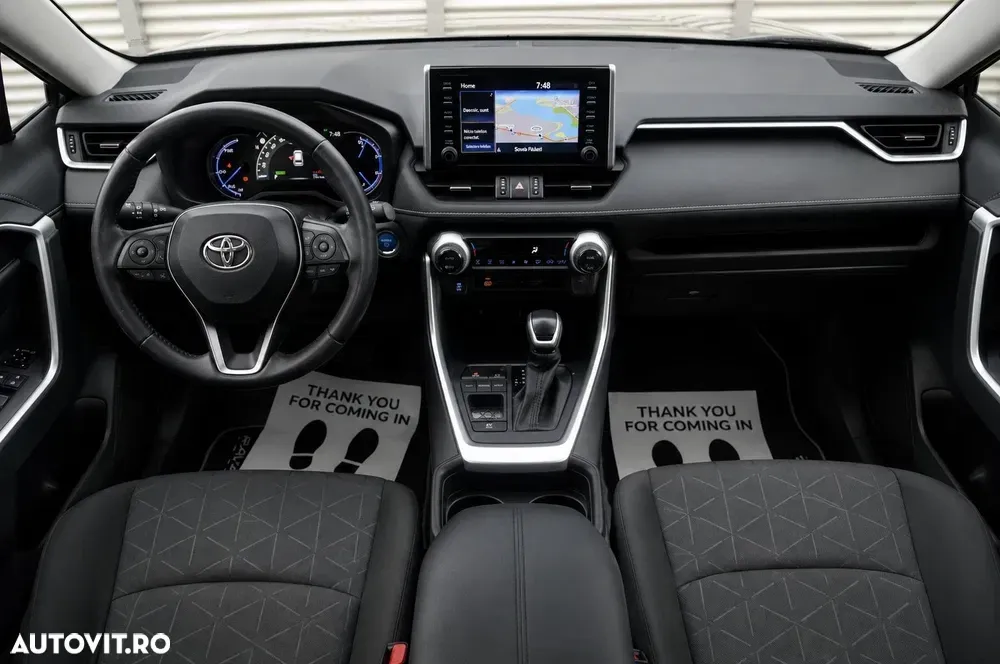 Toyota RAV4 V 2.5 VVT-iE 4x2 Active — imagine 6