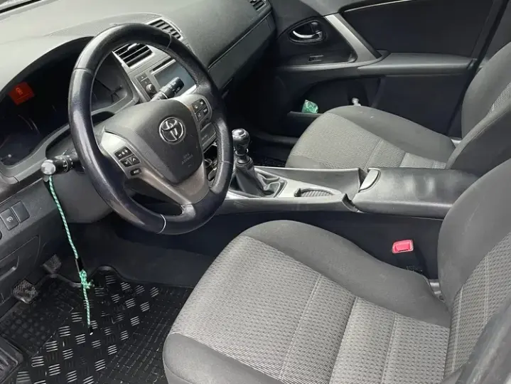 Toyota Avensis III 2.0 D-4D Edition