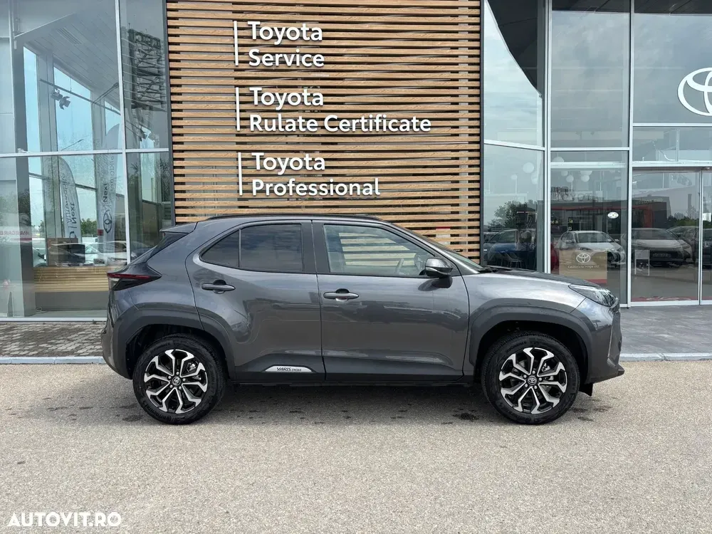Toyota Yaris Cross 1.5 VVT-i HSD 4x2 Dynamic — imagine 5