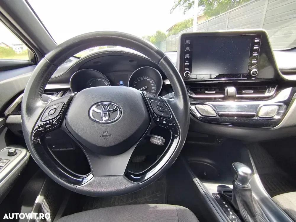 Toyota C-HR — imagine 6