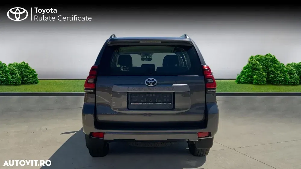 Toyota Land Cruiser — imagine 4