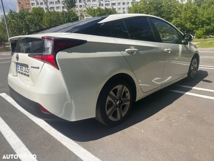 Toyota Prius V Hybrid Executive
