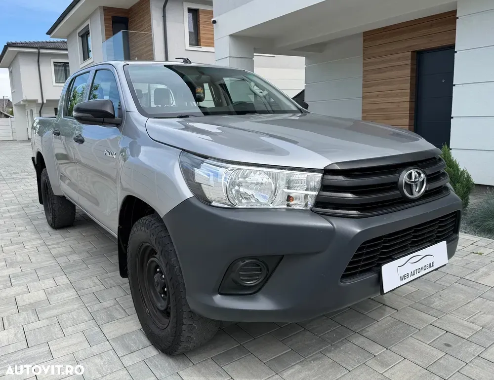 Toyota Hilux VIII 4x4 Double Cab M/T Comfort — imagine 2