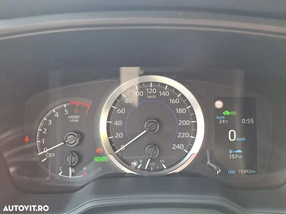 Toyota Corolla 1.8 HSD Dynamic — imagine 5
