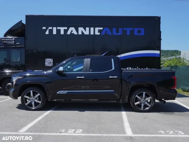 Toyota Tundra III