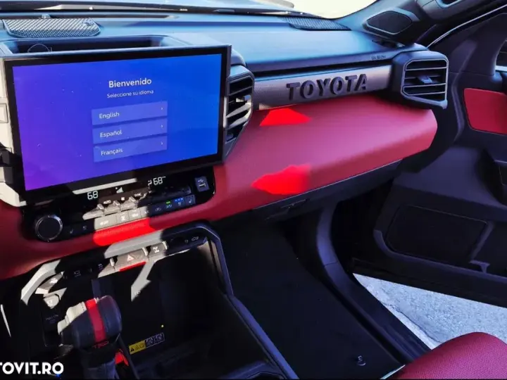 Toyota Tundra III