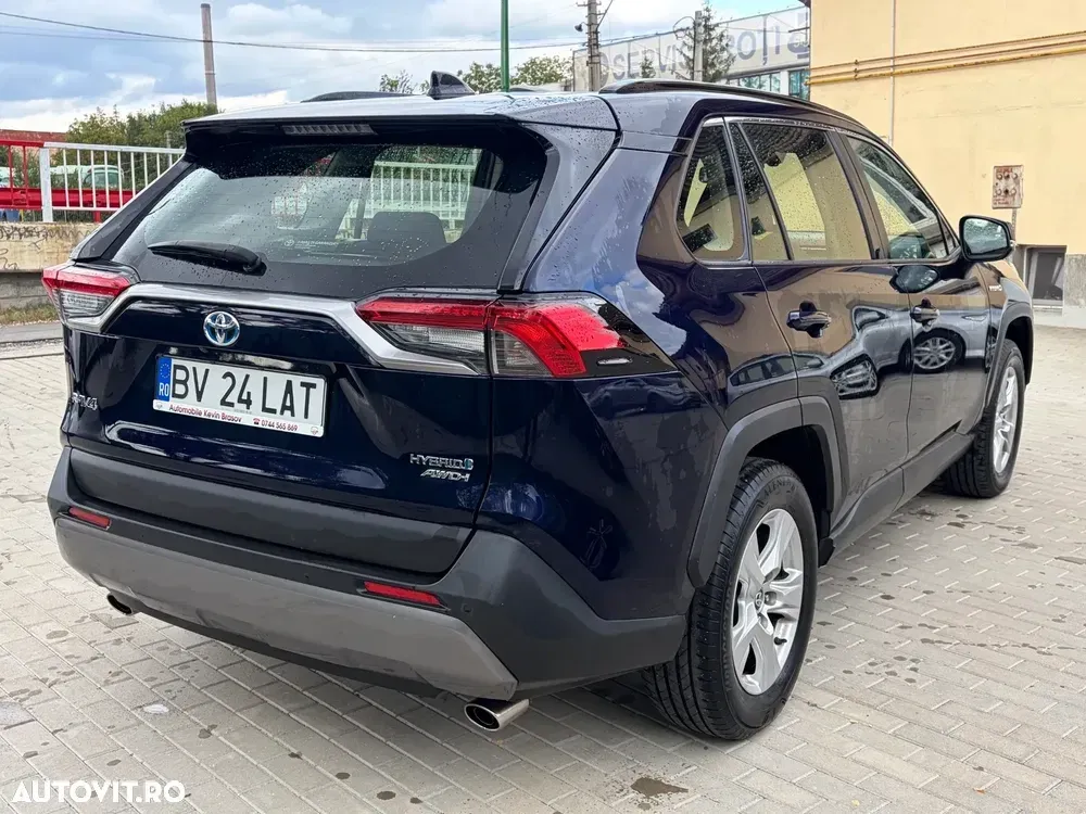 Toyota RAV4 — imagine 4