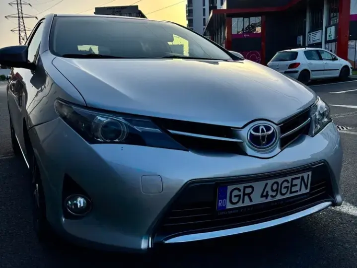 Toyota Auris II