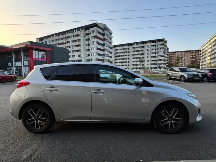 Toyota Auris II