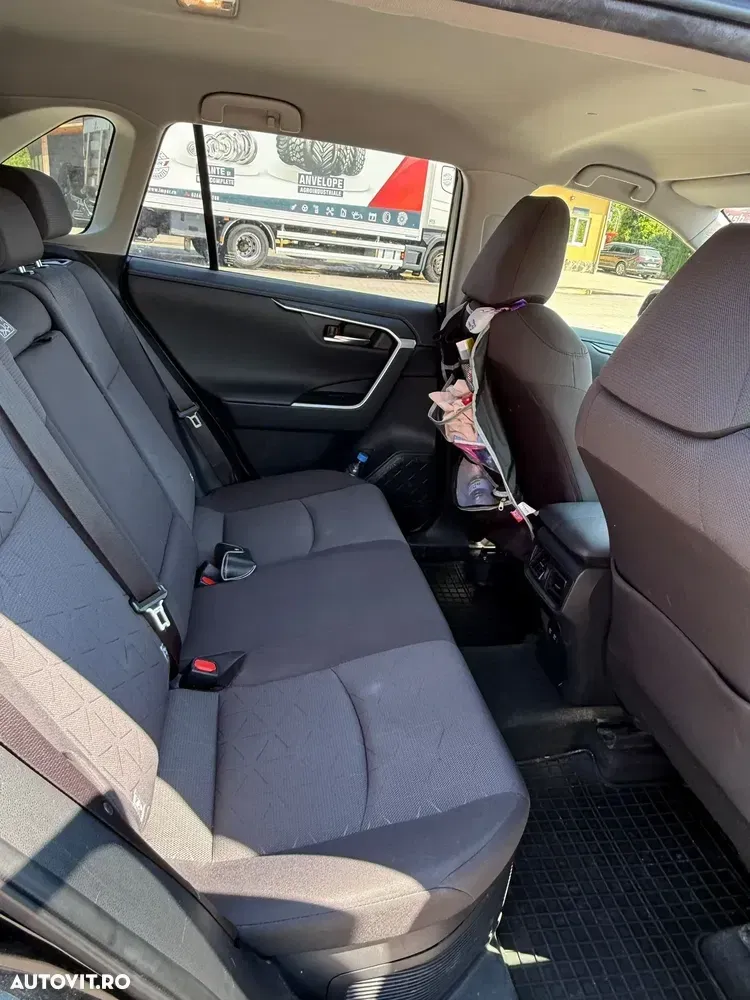 Toyota RAV4 V — imagine 6