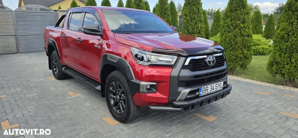 Toyota Hilux VIII 2.8D 204CP 4x4 Double Cab AT Invincible — imagine 6