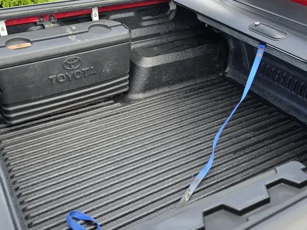 Toyota Hilux VIII 2.8D 204CP 4x4 Double Cab AT Invincible