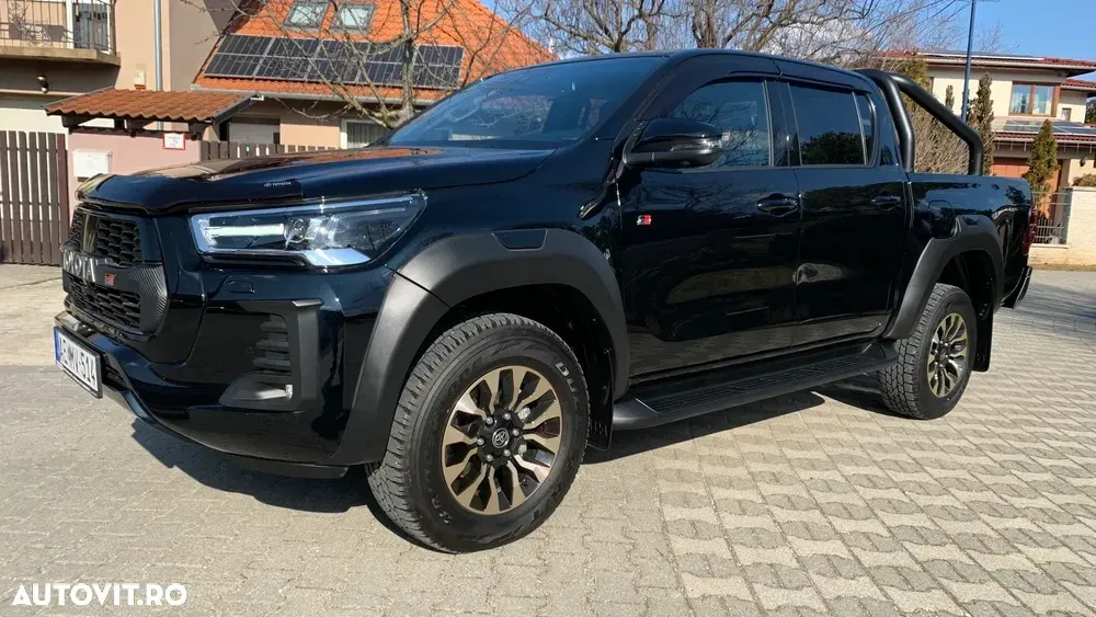 Toyota Hilux VIII 2.8D 204CP 4x4 Double Cab AT GR Sport II — imagine 2