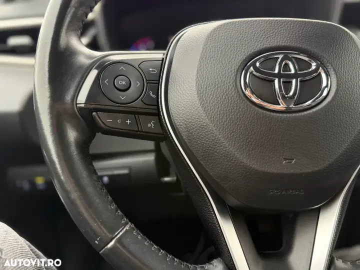 Toyota Corolla XII 1.8 HSD Dynamic
