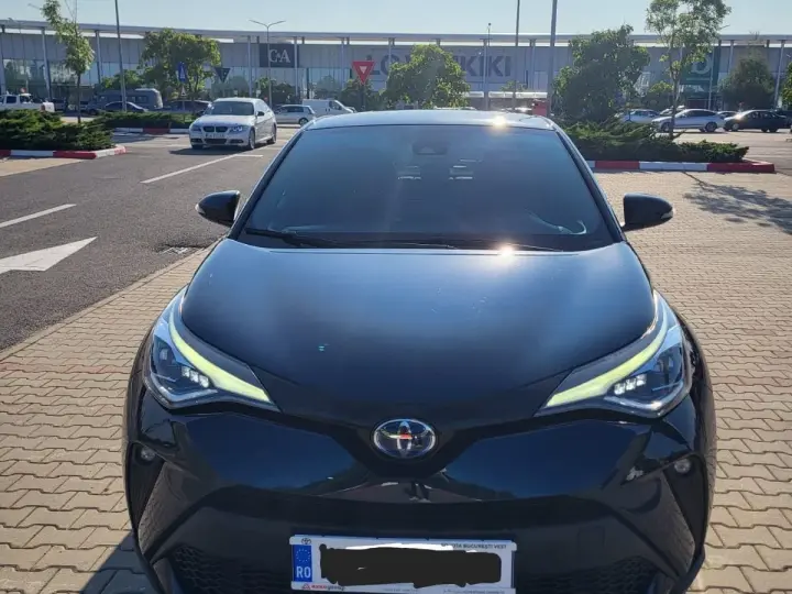 Toyota C-HR 2.0 HSD 184 CP 4x2 CVT Classy Bi-Tone