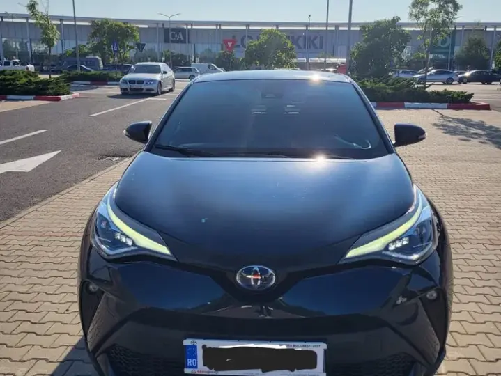 Toyota C-HR 2.0 HSD 184 CP 4x2 CVT Classy Bi-Tone