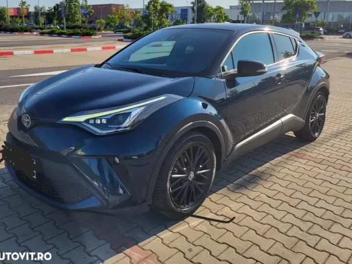 Toyota C-HR 2.0 HSD 184 CP 4x2 CVT Classy Bi-Tone