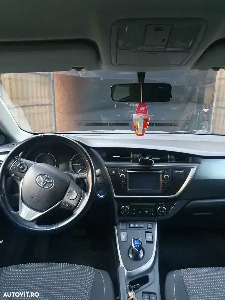 Toyota Auris 1.8 L VVT-i Luna — imagine 6