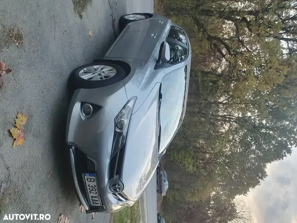 Toyota Auris 1.8 L VVT-i Luna — imagine 5