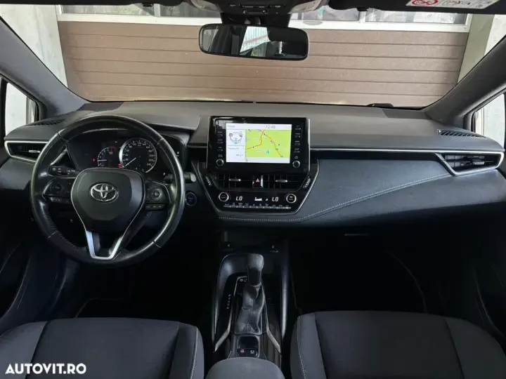 Toyota Corolla XII 1.8 HSD Business