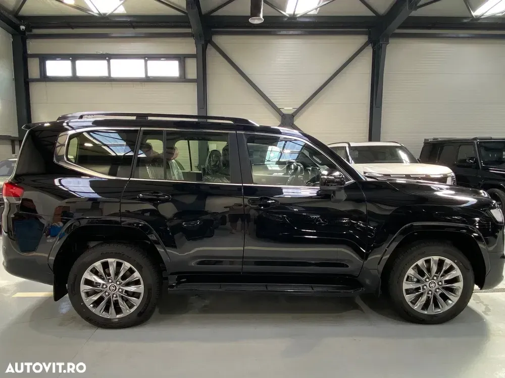 Toyota Land Cruiser 300 — imagine 2